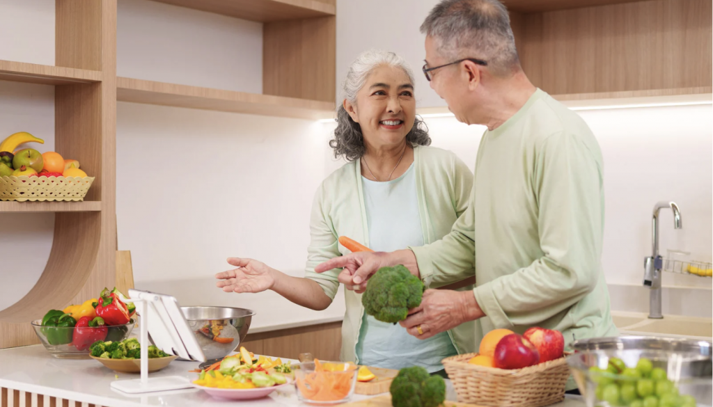 Two kūpuna cooking a brain healthy meal together