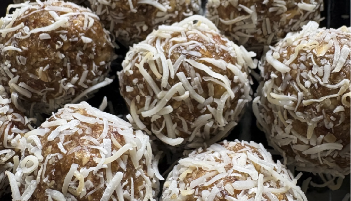 maple walnut date energy bites