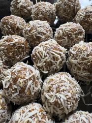 maple walnut date energy bites